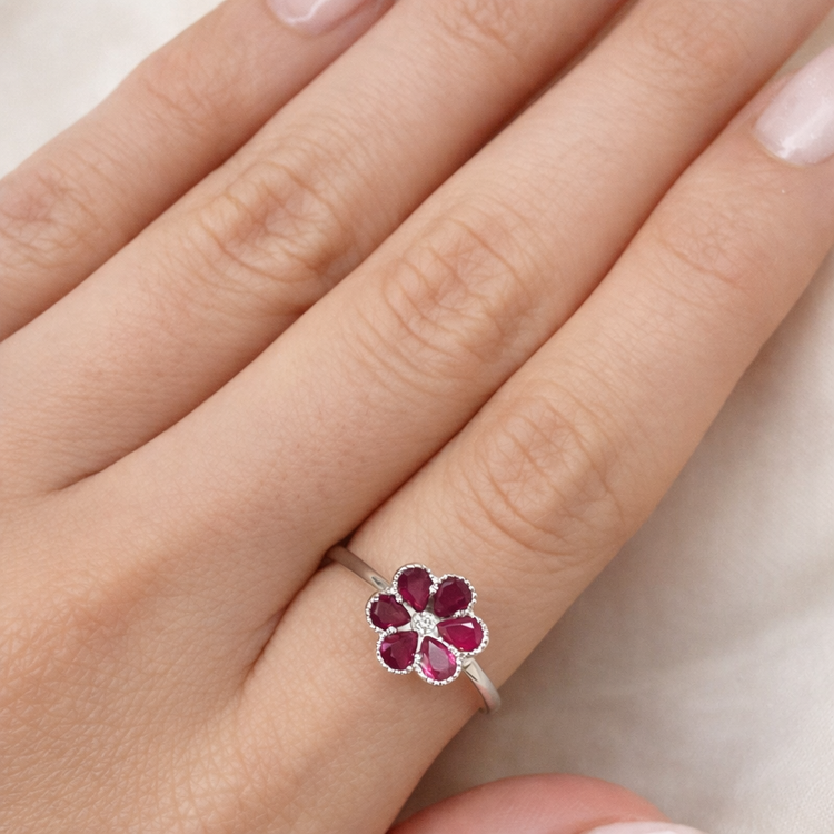 Blooming Elegance Ruby and Diamond Flower Ring – model edit