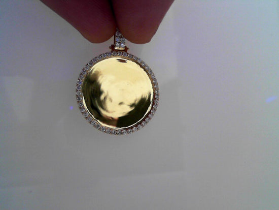 14K Yellow Gold Diamond Circle Pendant