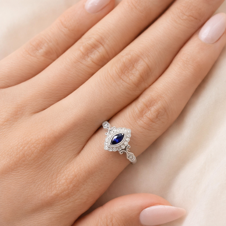 14KT White Gold Sapphire Marquise Diamond Ring – model edit