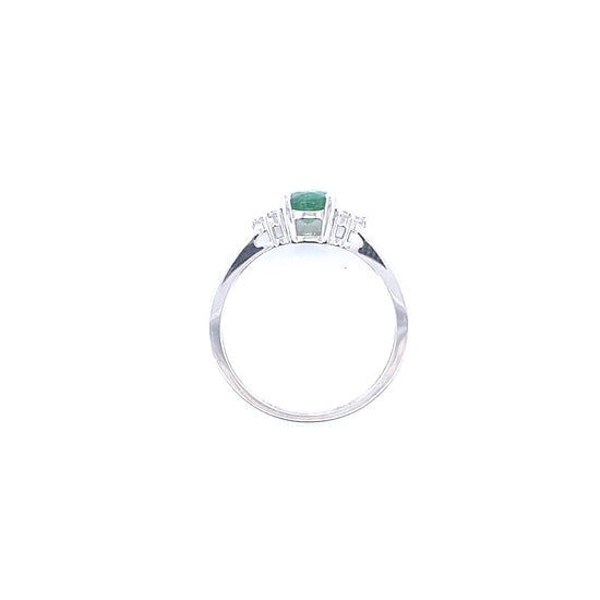 Diamond and emerald ring.
